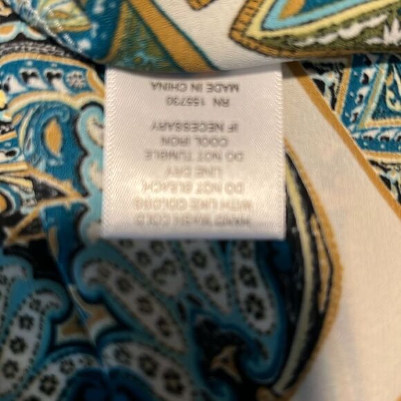 Rose+Olive Blouse - Picture 4 of 4